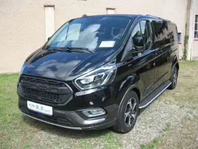 Gebraucht Ford Tourneo Custom Active 185 PS (136 kW) 2021 Schwarz Van