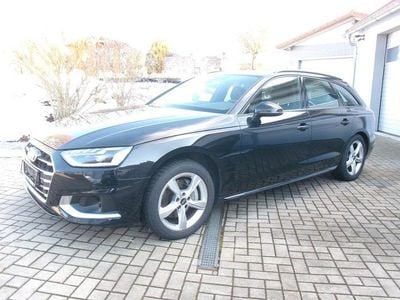 Schwarz Gebraucht 2024 Audi A4 Advanced Kombi | 31.434 € (Guter Preis)