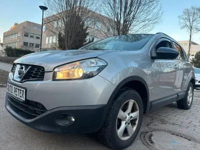 Gebraucht Nissan Qashqai 360º 131 PS (96 kW) 2013 Silver (m) SUV