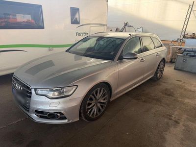 Silber Gebraucht 2013 Audi S6 Kombi | 21.999 €