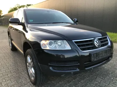 Second-hand VW Touareg 224 CP (164 kW) 2006 Negru SUV
