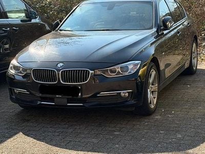 Gebraucht BMW 320 Luxury Line 184 PS (135 kW) 2013 Schwarz Limousine