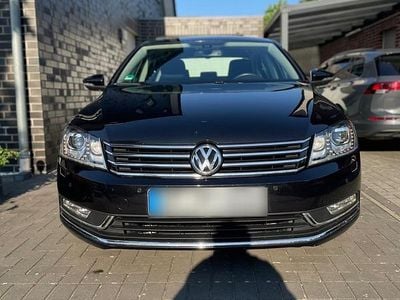 Gebraucht VW Passat 160 PS (117 kW) 2011 Schwarz Limousine