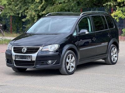 VW Touran Cross