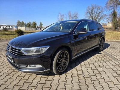 Gebraucht VW Passat Highline 150 PS (110 kW) 2015 Schwarz Kombi