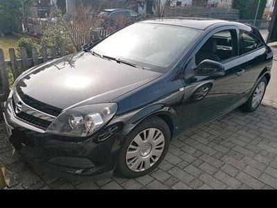 Gebraucht Opel Astra GTC 90 PS (66 kW) 2009 Schwarz Kleinwagen
