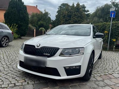 Weiß Gebraucht 2014 Skoda Octavia RS Kombi | 15.450 € (Fairer Preis)