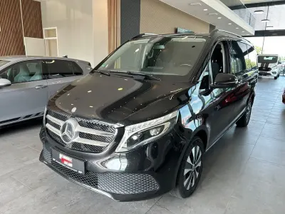 Gebraucht Mercedes V250 Edition 190 PS (139 kW) 2022 Schwarz Van / Kleinbus