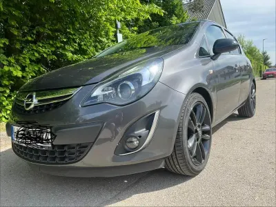 Gebraucht Opel Corsa Color Edition 87 PS (63 kW) 2012 Kleinwagen