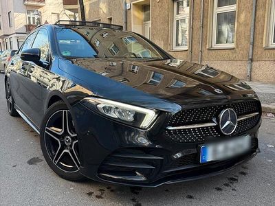 Gebraucht Mercedes A180 AMG line 116 PS (85 kW) 2019 Schwarz Limousine