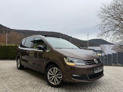 Braun Gebraucht 2012 VW Sharan Style Van / Kleinbus | 6.990 € (Guter Preis)
