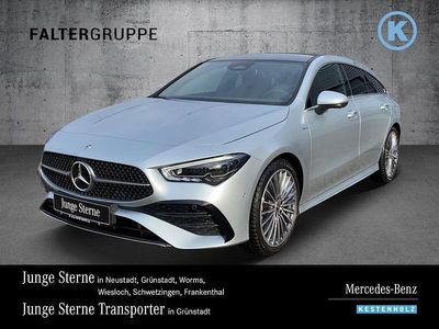 Silber Gebraucht 2024 Mercedes CLA220 AMG Limousine | 40.440 € (Fairer Preis)
