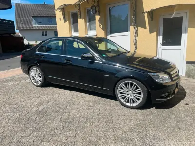 Gebraucht Mercedes C200 135 PS (99 kW) 2008 Schwarz Limousine