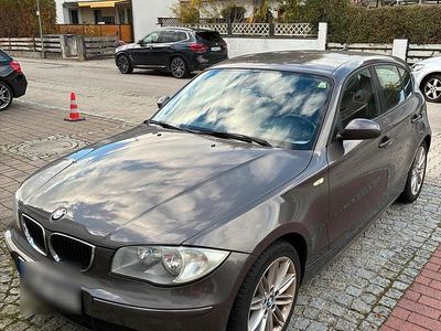 Gebraucht BMW 120 163 PS (119 kW) 2006 Braun Kleinwagen
