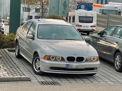 Gebraucht BMW 520 170 PS (125 kW) 2002 Silber Limousine