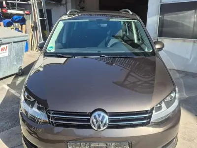Gebraucht VW Sharan Sound 150 PS (110 kW) 2018 Bronze Van / Kleinbus