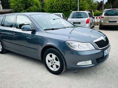 gebraucht Skoda Octavia Combi Impuls Edition,Navi,AHK.