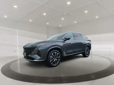 Neu MG MGS9 Comfort 299 PS (219 kW) 2026 Grau SUV