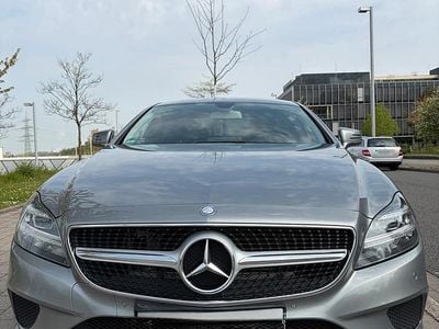 Second-hand Mercedes CLS350 258 CP (189 kW) 2015 Argintiu Berlinǎ