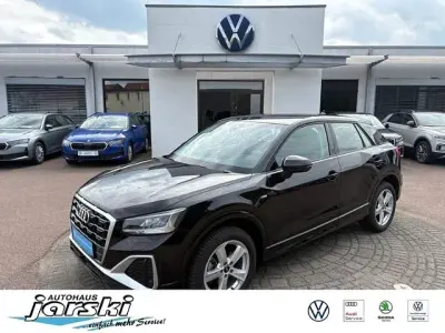 Gebraucht Audi Q2 S-Line 150 PS (110 kW) 2025 Schwarz SUV