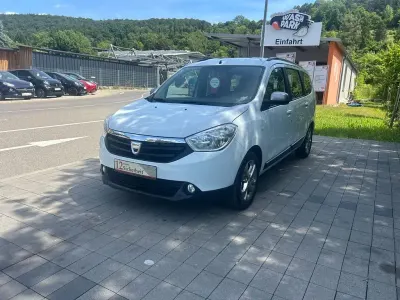 Gebraucht Dacia Lodgy Celebration 116 PS (85 kW) 2015 Weiß Van / Kleinbus