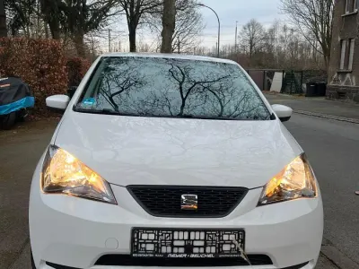Używany Seat Mii 60 KM (44 kW) 2018 Biały Hatchback