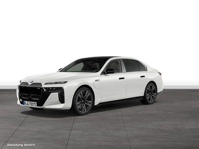 Second-hand BMW M760e M Sport 571 CP (419 kW) 2025 Alb Berlinǎ