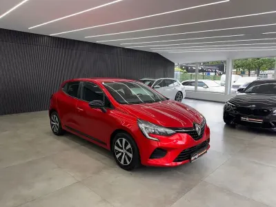 Gebraucht Renault Clio V Equilibre 91 PS (66 kW) 2022 Rot Limousine
