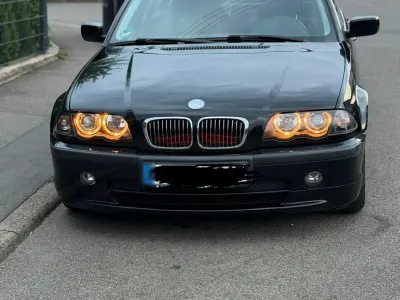Gebraucht BMW 320 M Sport 170 PS (125 kW) 2001 Schwarz Limousine