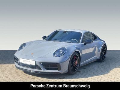 Porsche 911 Carrera 4 GTS