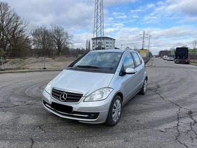 Usata Mercedes A180 Edition 116 CV (85 kW) 2009 Argento Utilitaria