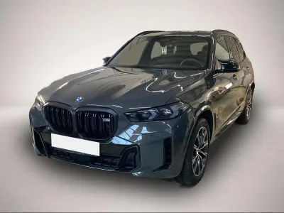 Gebraucht BMW X5 M Sport 530 PS (389 kW) 2025 Manufacturer SUV