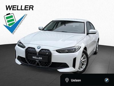 Alpinweiss iii (weiß) Gebraucht 2023 BMW i4 Comfort Edition Limousine | 34.950 € (Superpreis)