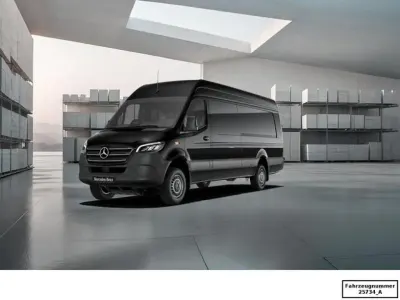 Gebraucht Mercedes Sprinter 190 PS (139 kW) 2024 Obsidianschwarz (metallic) Van