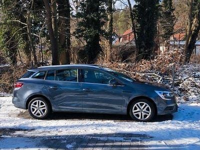 Gebraucht Renault Mégane IV LIMITED 140 PS (102 kW) 2019 Grau Limousine