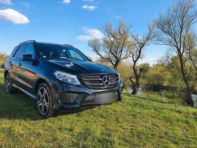 Schwarz Gebraucht 2017 Mercedes GLE400 SUV | 27.999 € (Etwas zu teuer)