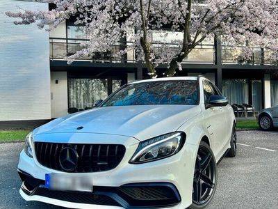 gebraucht Mercedes C63 AMG 