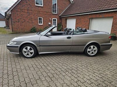 Second-hand Saab 9-3 Cabriolet 150 CP (110 kW) 2002 Argintiu Cabrio