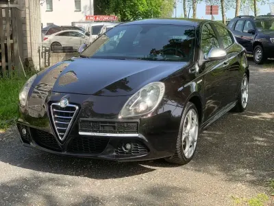 Gebraucht Alfa Romeo Giulietta Turismo 170 PS (125 kW) 2010 Schwarz Kleinwagen