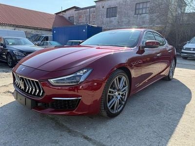 Gebraucht Maserati Ghibli GranLusso 275 PS (202 kW) 2018 Rot Limousine