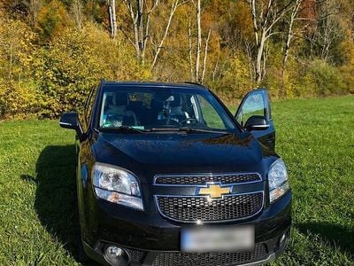 Second-hand Chevrolet Orlando 163 CP (119 kW) 2013 Negru Monovolum