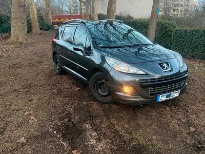 Gebraucht Peugeot 207 70 PS (51 kW) 2012 Schwarz Kombi