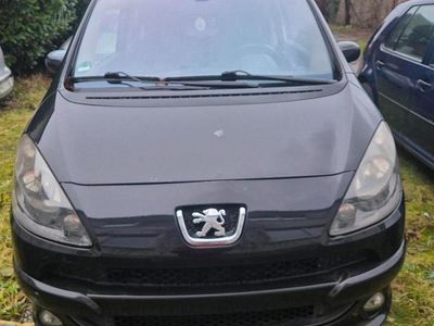 Schwarz Gebraucht 2006 Peugeot 1007 Van / Kleinbus | 3.250 €