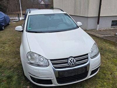 Gebraucht VW Golf V 105 PS (77 kW) 2008 Weiß Kombi