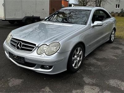 Gebraucht Mercedes CLK220 150 PS (110 kW) 2007 Grau Coupé