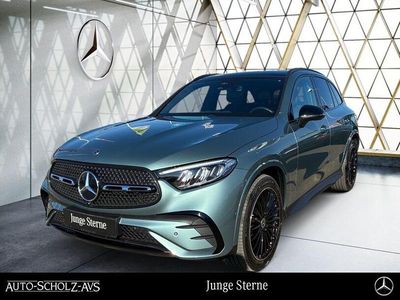 Usata Mercedes GLC200 AMG 204 CV (150 kW) 2024 Argento SUV