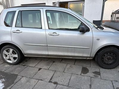 Gebraucht Mazda 2 68 PS (50 kW) 2004 Grau Kleinwagen