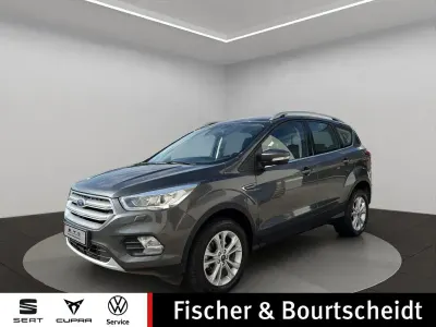 Gebraucht Ford Kuga Titanium 150 PS (110 kW) 2019 Magnetic grau SUV