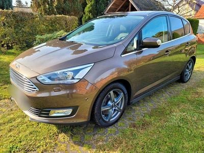 Gebraucht Ford C-MAX Titanium 150 PS (110 kW) 2018 Braun Van / Kleinbus