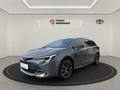 Neu Toyota Corolla Lounge 179 PS (131 kW) 2026 Grau Kombi